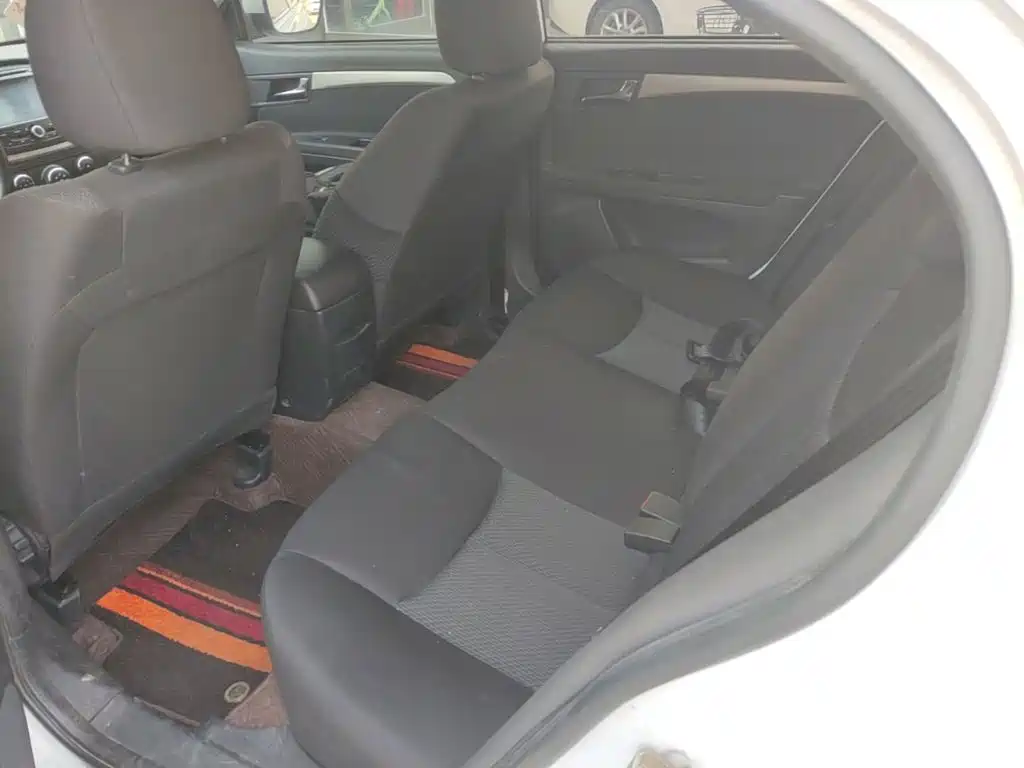 Roewe 350 — миниатюра 17