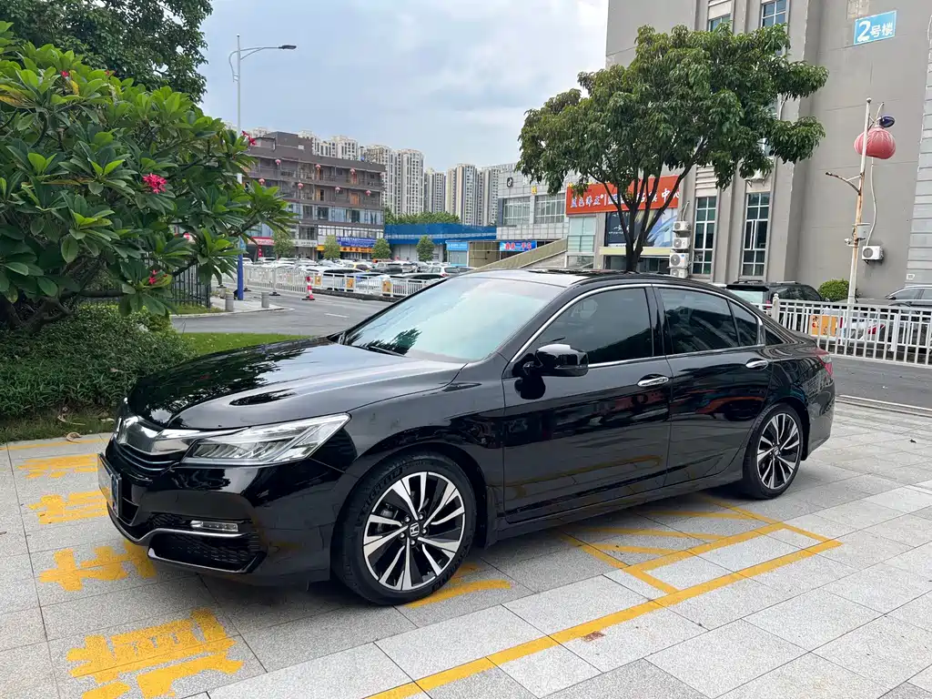 Honda Accord 2016 2.0L