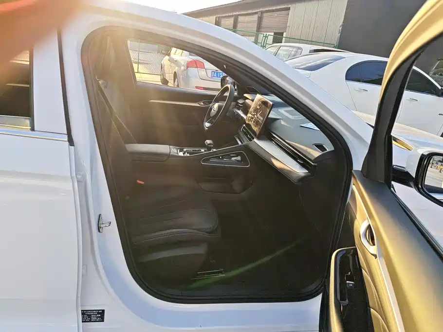 Geely Xingrui — миниатюра 8