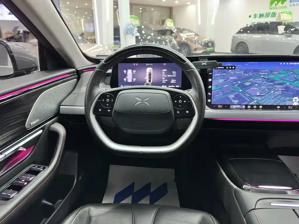 XPeng P7 — миниатюра 8
