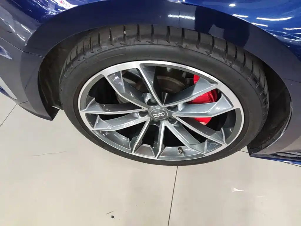 Audi A5 (Import) — миниатюра 23