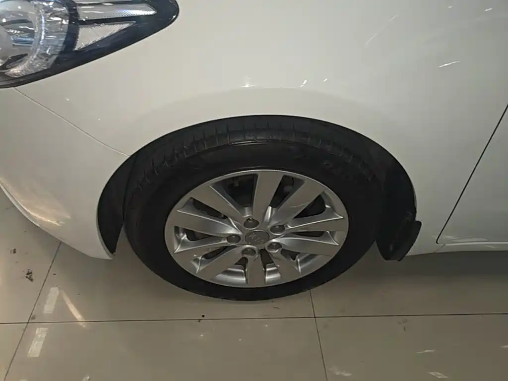 Kia K3 — миниатюра 23