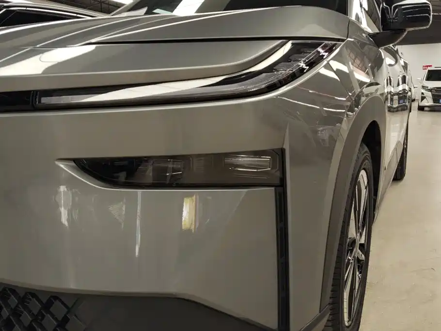 Toyota bZ3X — миниатюра 5