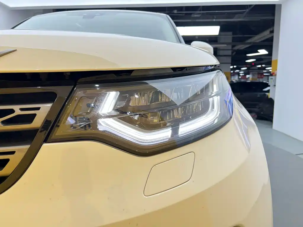 Land Rover Discovery — миниатюра 9