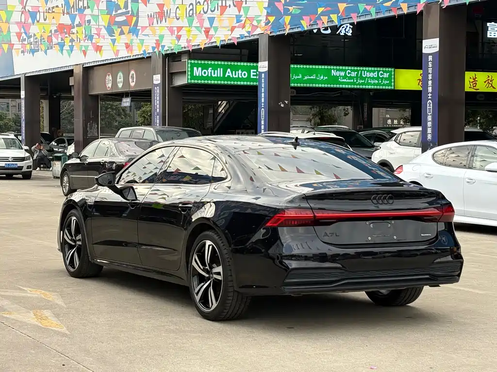 AUDI A7L