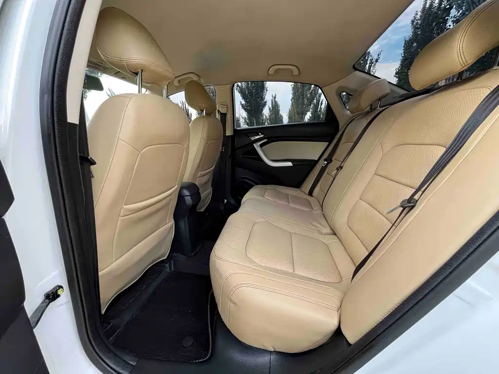 Changan V7 — миниатюра 5