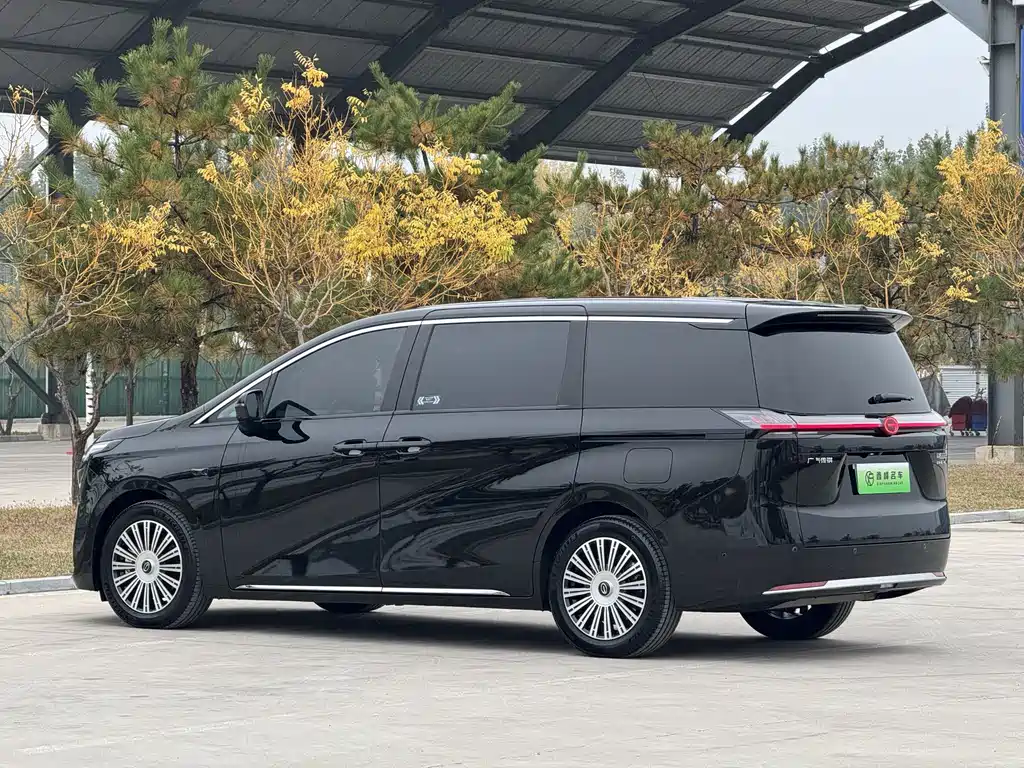 GAC Motor Trumpchi E8 PHEV — миниатюра 27