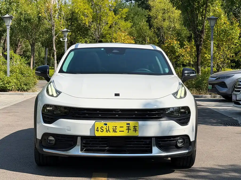 Lynk & Co 02 — миниатюра 2