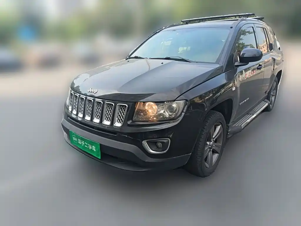 Jeep Compass (Import) — миниатюра 2