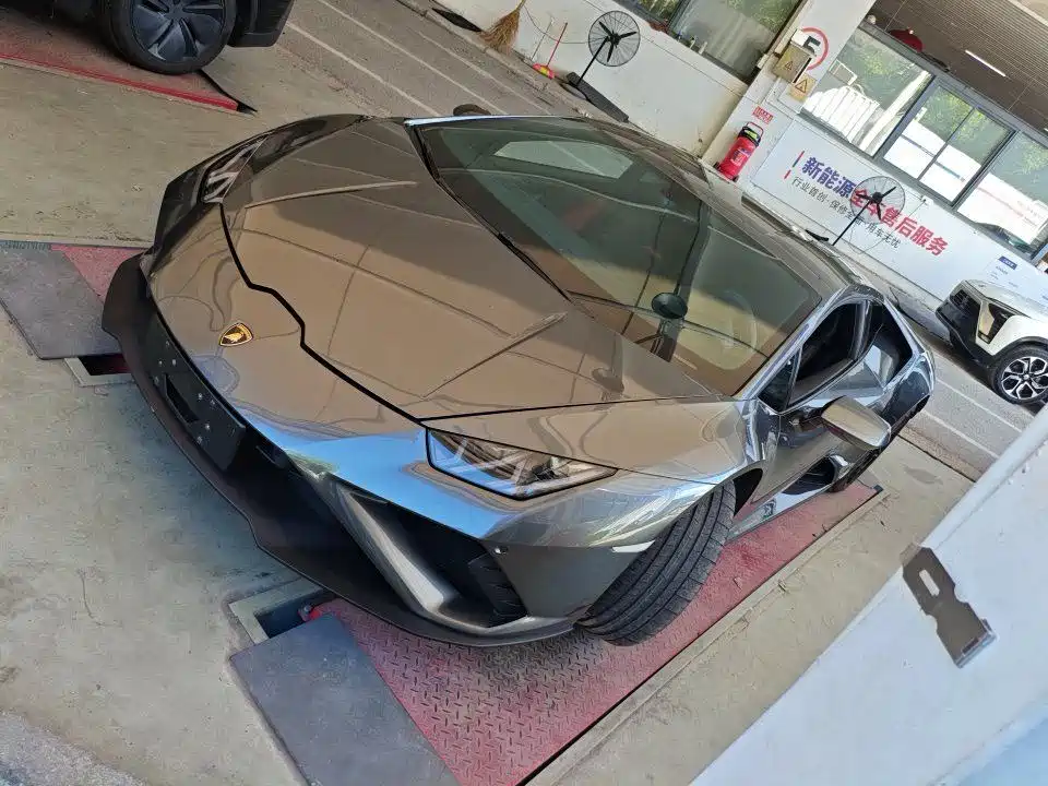 Lamborghini Huracán — миниатюра 2