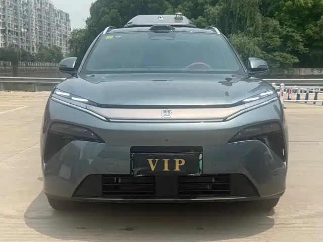 2025 BYD Tang