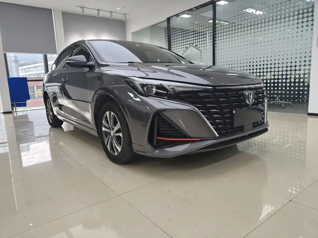 Changan Eado — миниатюра 9