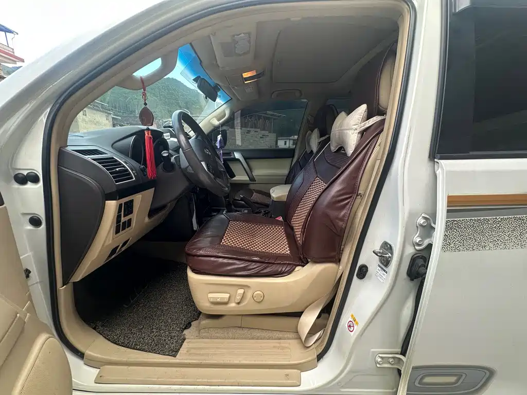 Toyota Prado — миниатюра 8