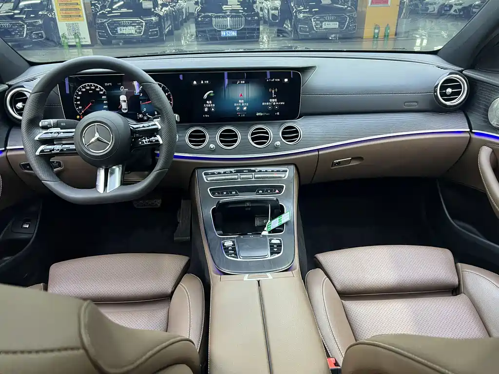 MERCEDES-BENZ E CLASS