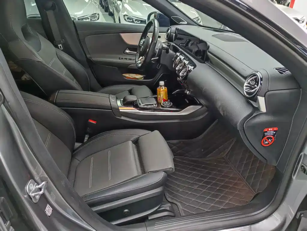 Mercedes-Benz CLA AMG — миниатюра 12