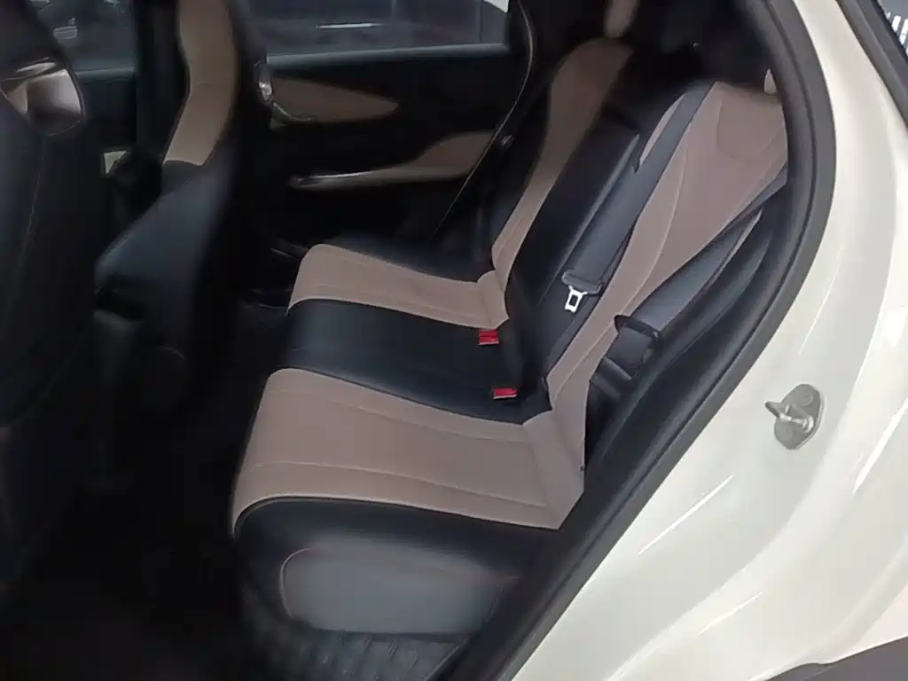 BYD Dolphin — миниатюра 17
