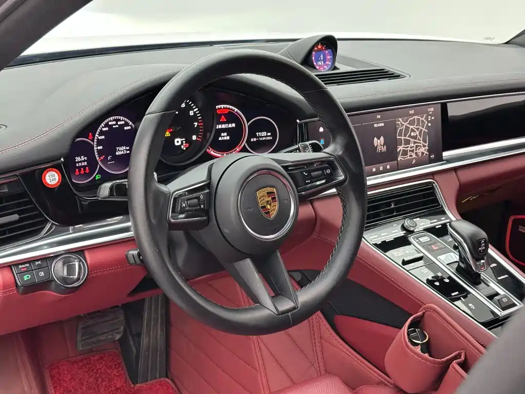 Porsche Panamera — миниатюра 16