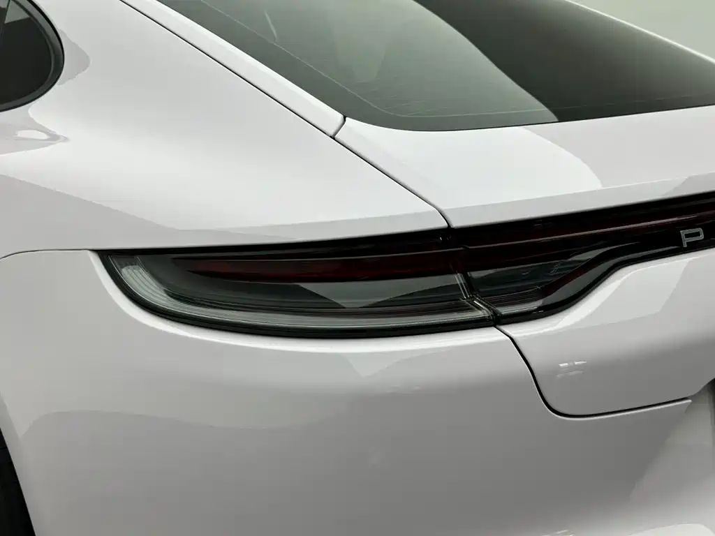 Porsche Panamera — миниатюра 21