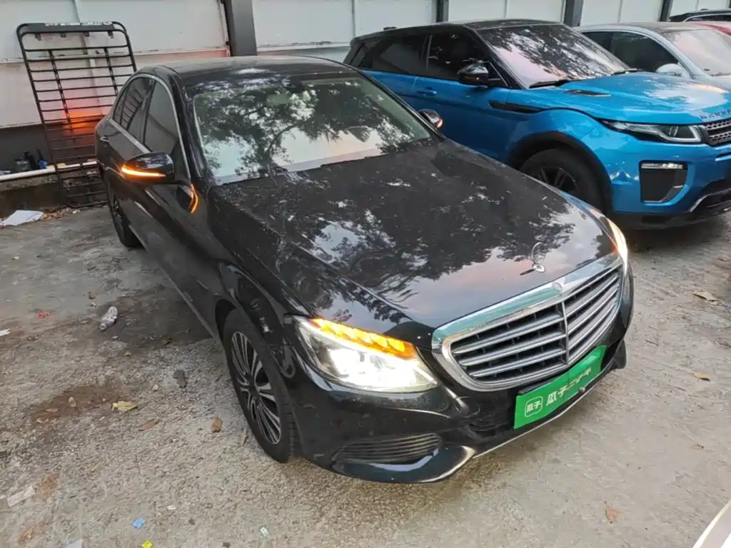 Mercedes-Benz C-Class — миниатюра 4