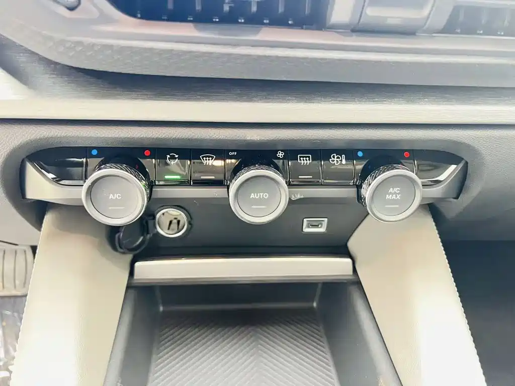 Citroen C5 X — миниатюра 16