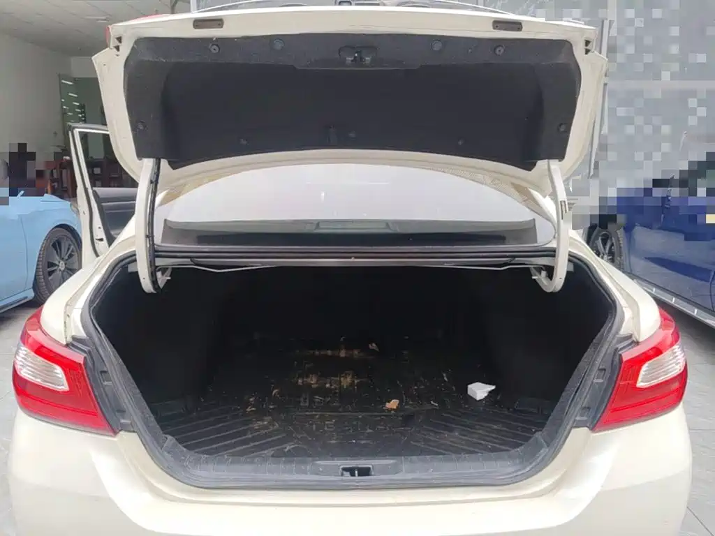 Nissan Teana — миниатюра 19