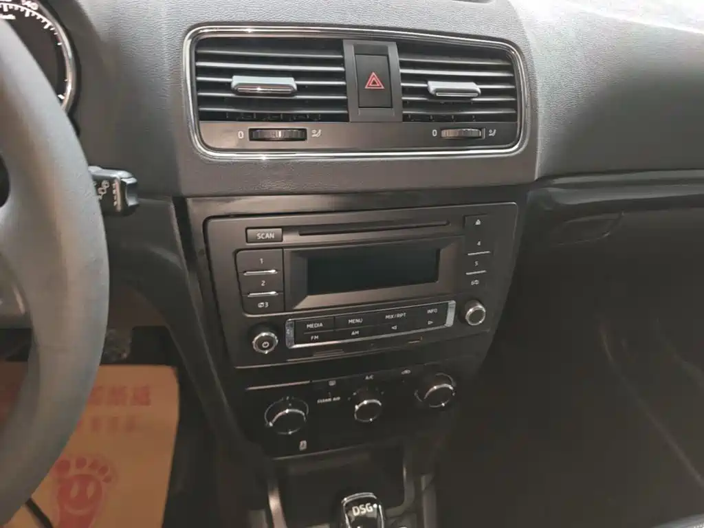 Skoda Yeti — миниатюра 13