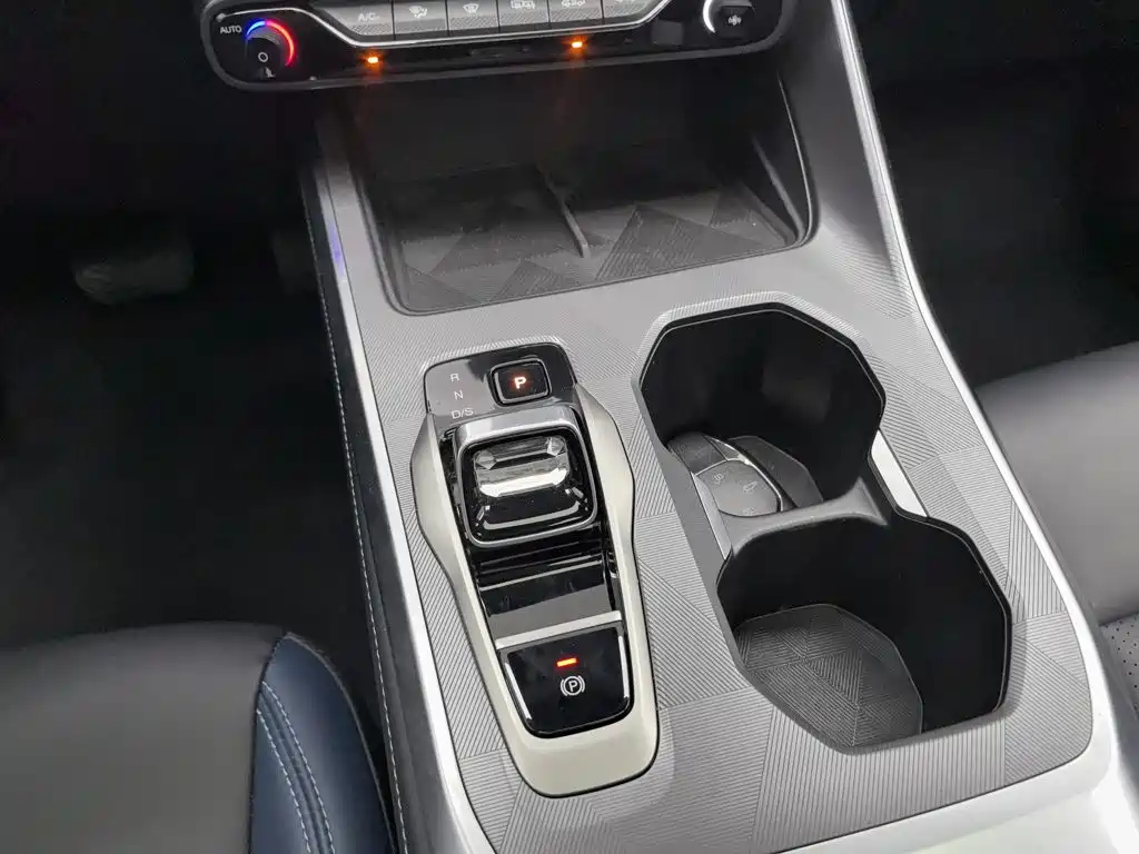 GAC Motor Trumpchi GS3 — миниатюра 13
