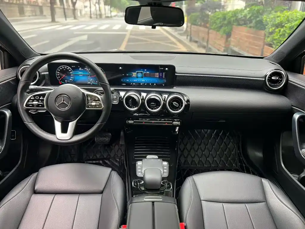 MERCEDES-BENZ A CLASS