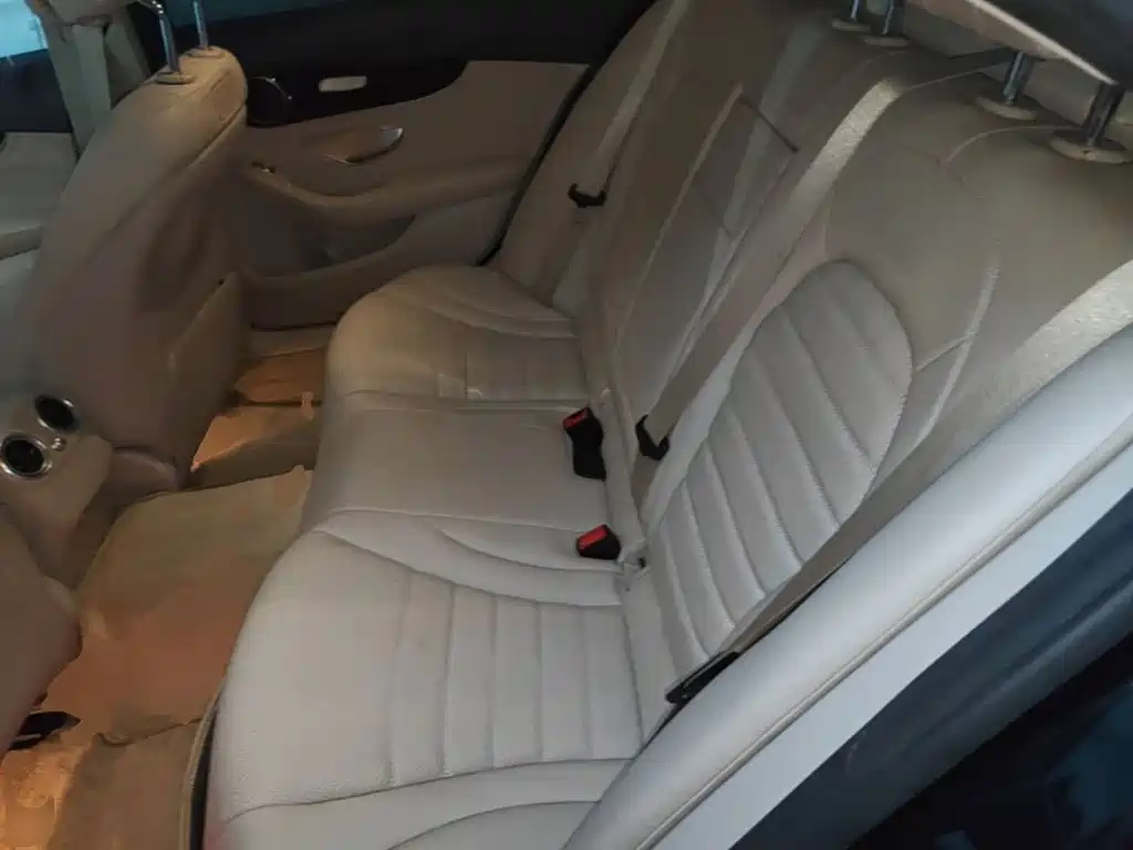 Mercedes-Benz C-Class — миниатюра 17