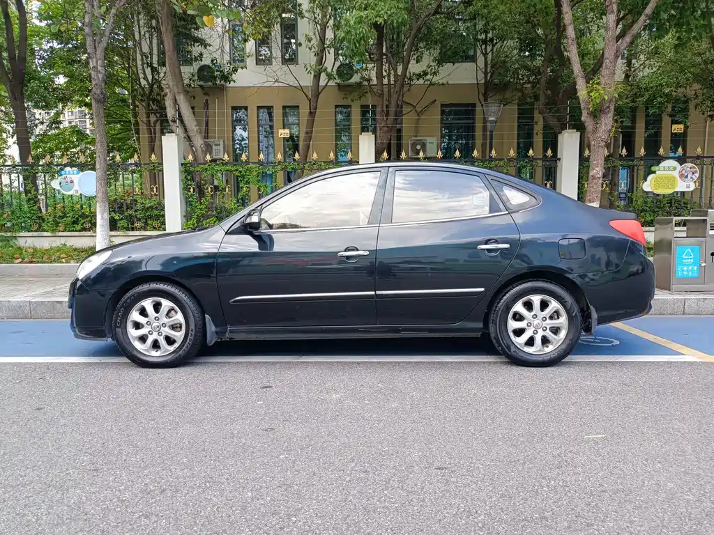 Hyundai Elantra 2010 1.6L AT GLS