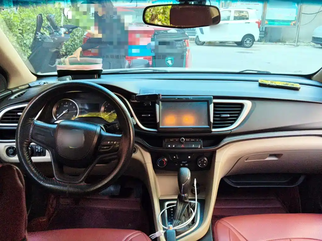 Buick Excelle — миниатюра 10