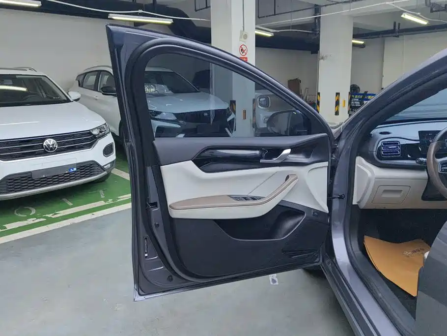 BYD Qin PLUS — миниатюра 7