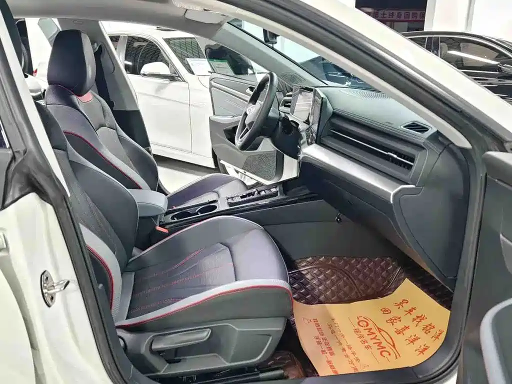 Volkswagen Lamando — миниатюра 8