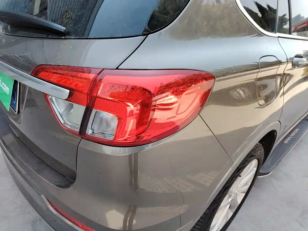 Buick Envision Plus — миниатюра 8