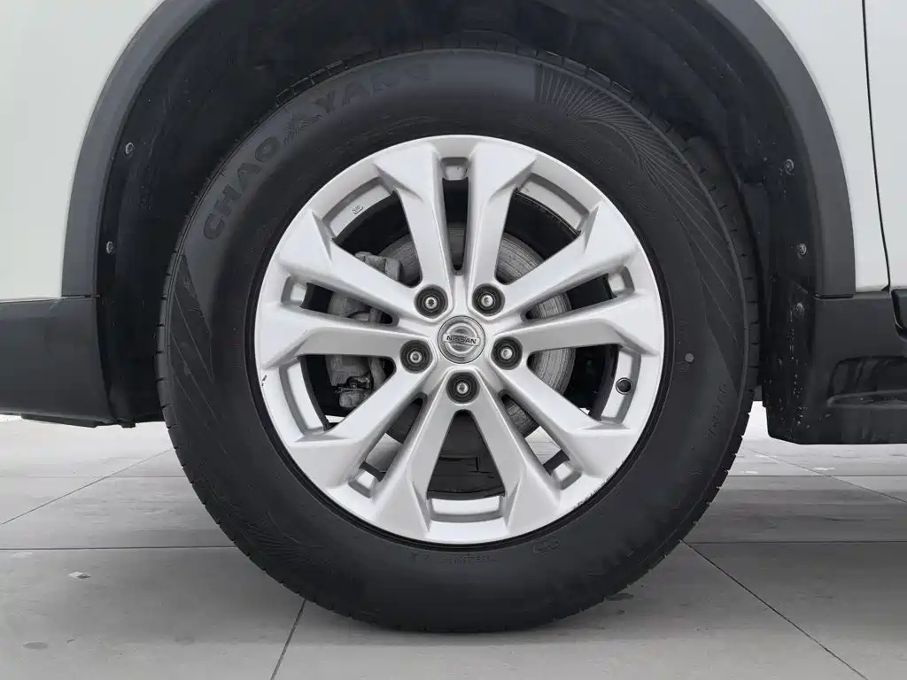 Nissan X-Trail — миниатюра 17