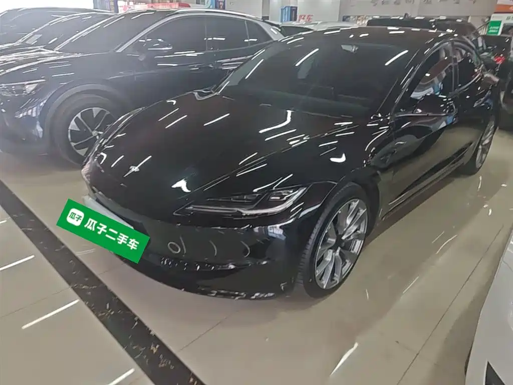 Tesla Model 3 2023
