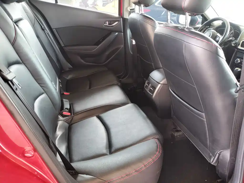 Mazda 3 Axela — миниатюра 13
