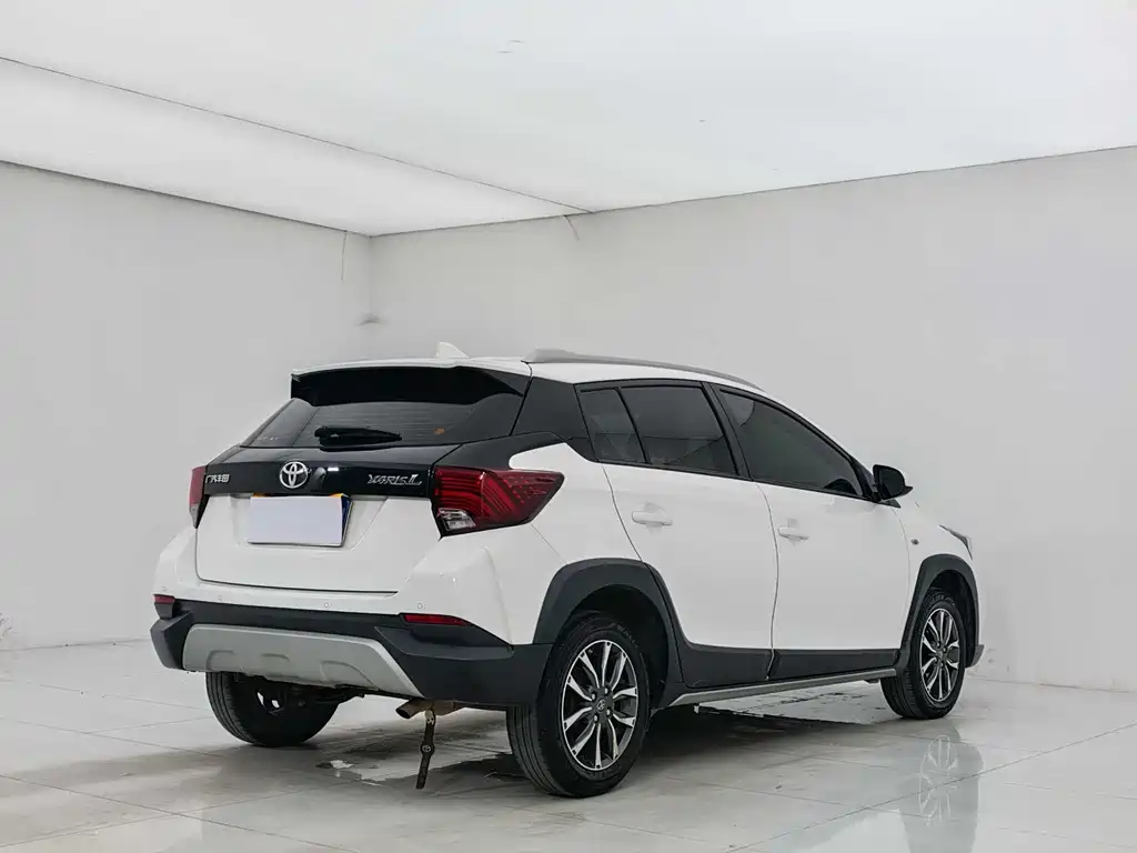 TOYOTA YARIS L ZHIXUAN
