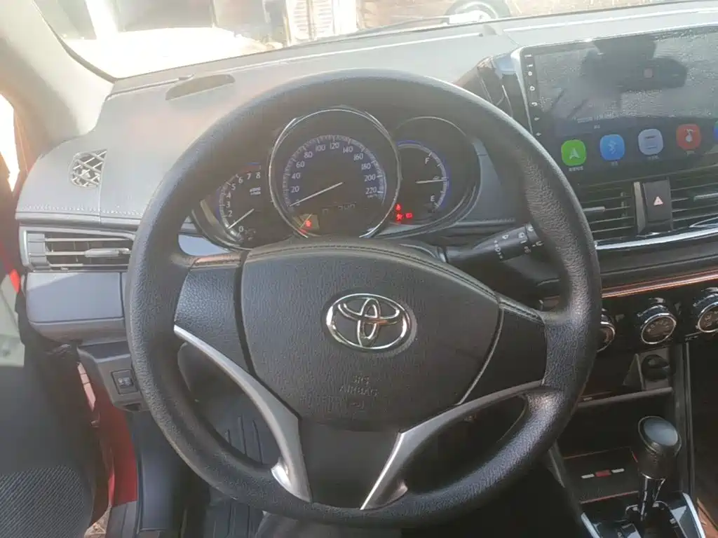 Toyota Yaris L — миниатюра 11