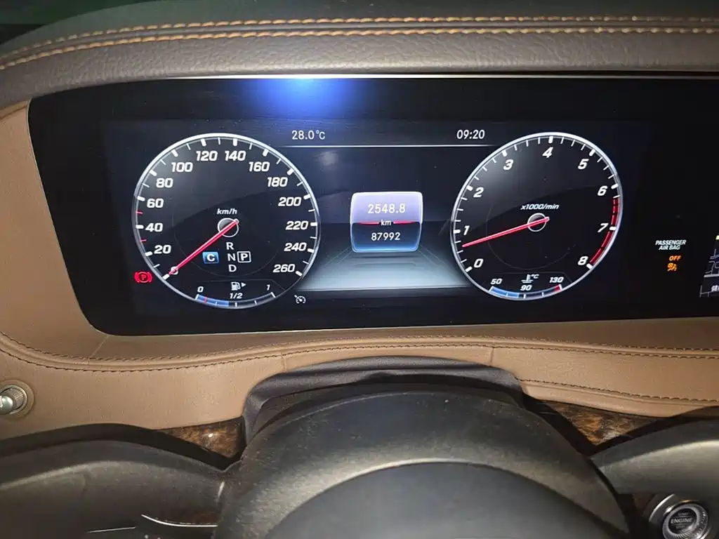 Mercedes-Benz S-Class — миниатюра 17