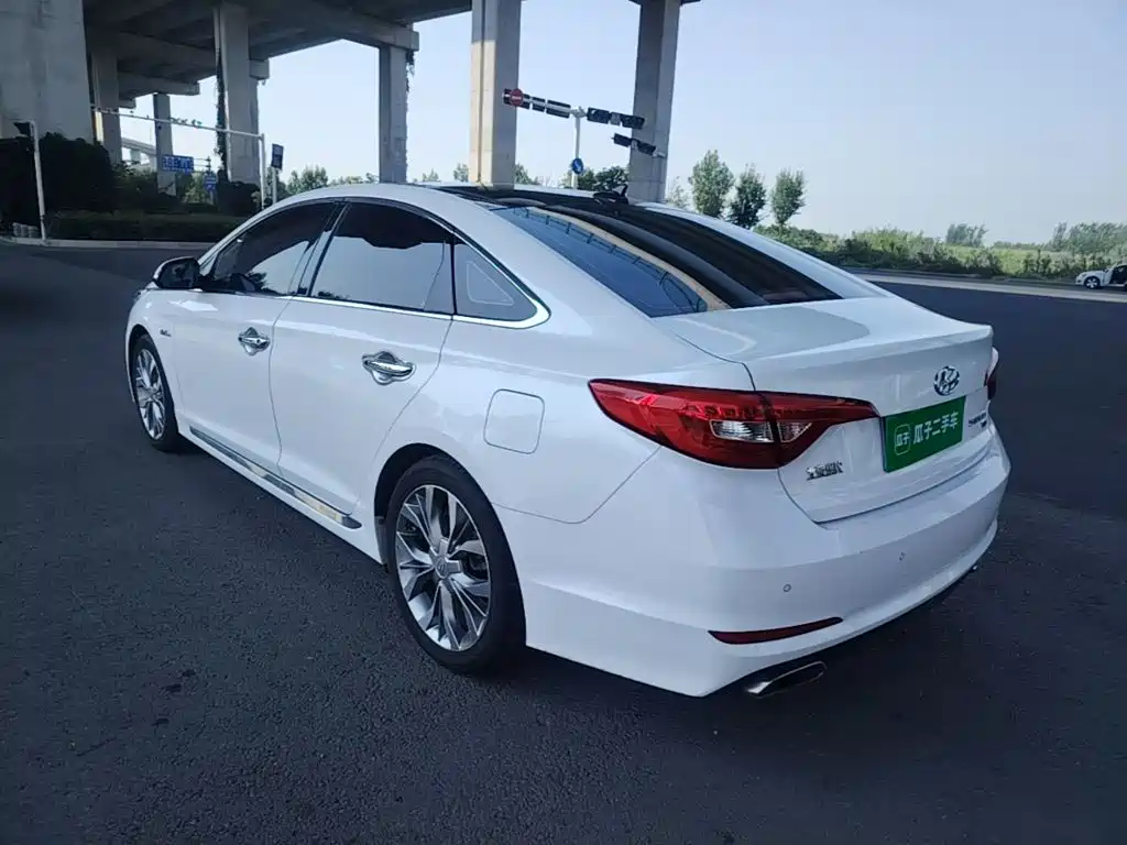 Hyundai Sonata — миниатюра 5