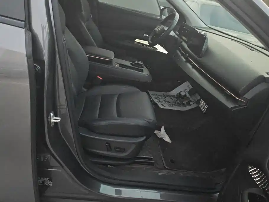 Nissan Ariya — миниатюра 8