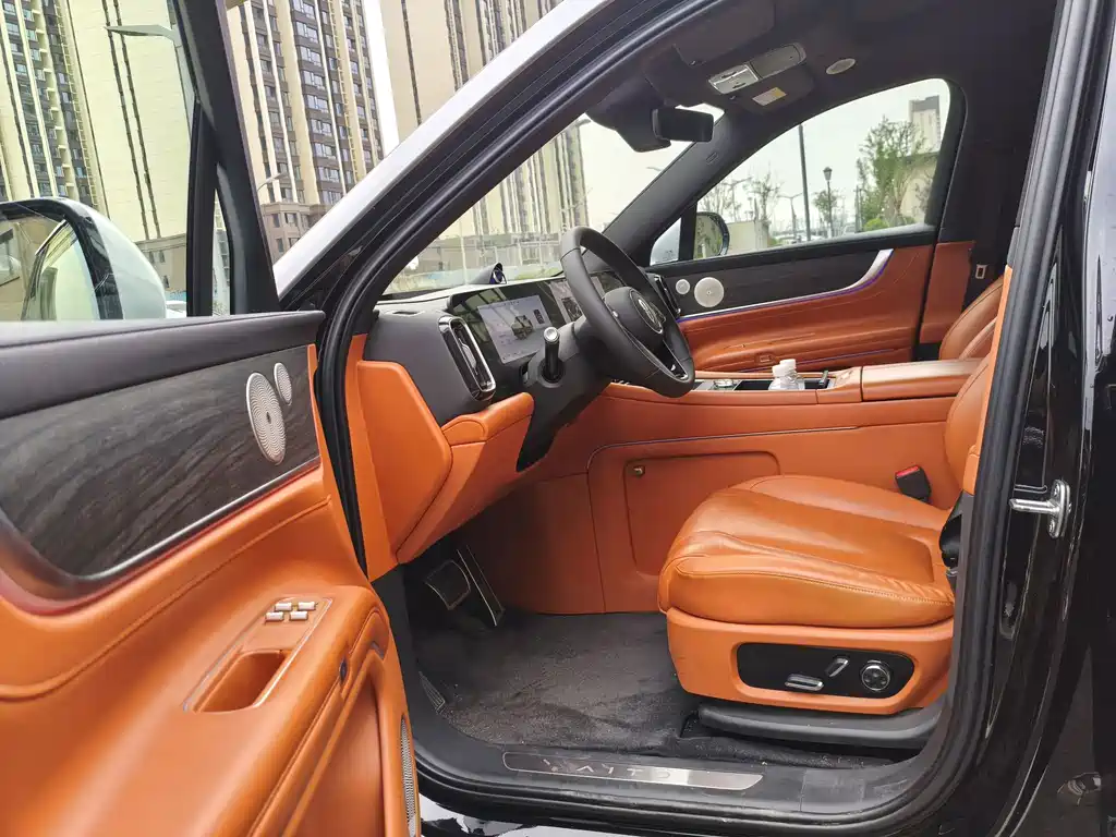 Aito M9 2024 Ultra 42kWh 6 мест