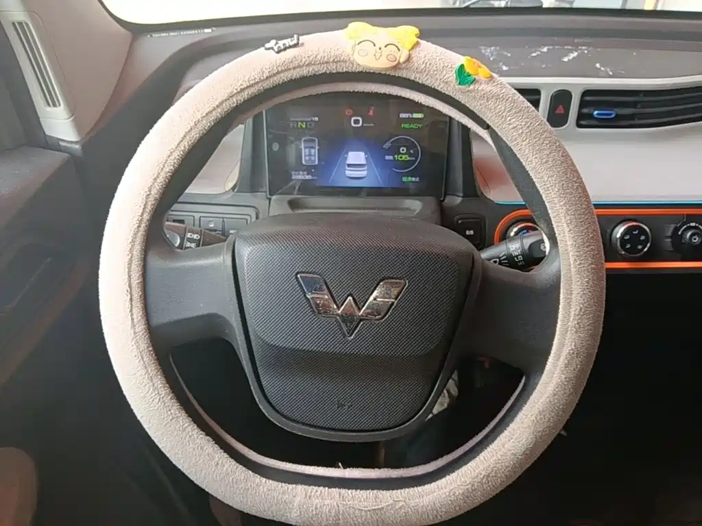 Wuling MINIEV — миниатюра 11