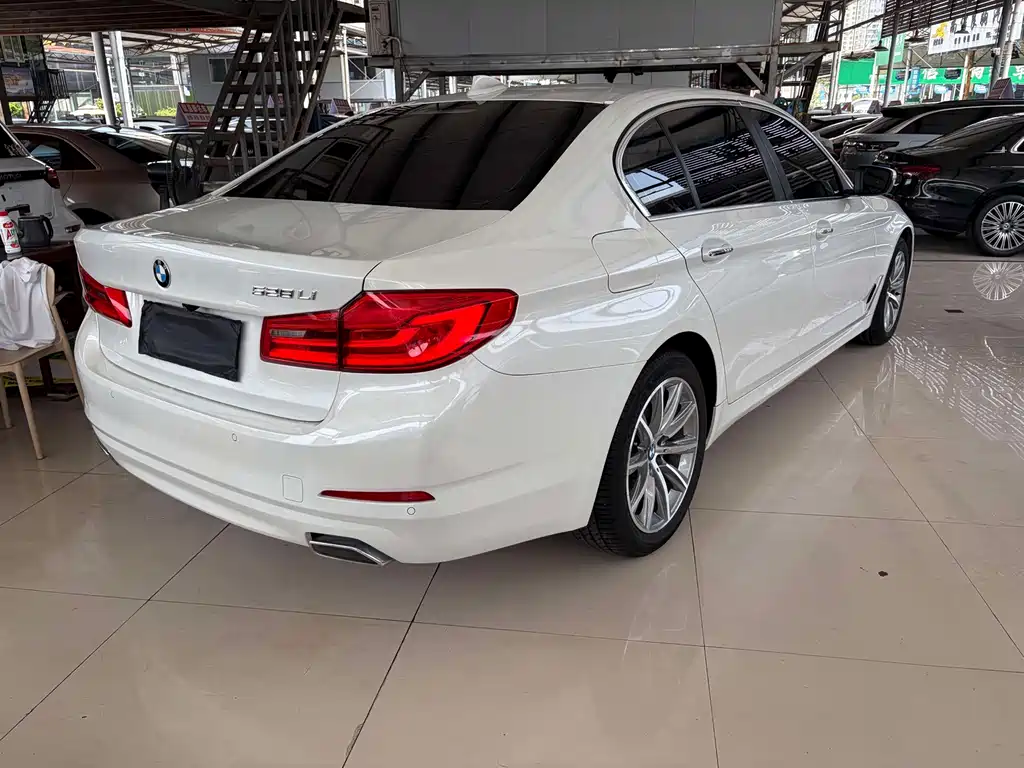 BMW 5 Series 5 2018 530Li Lead M Sport