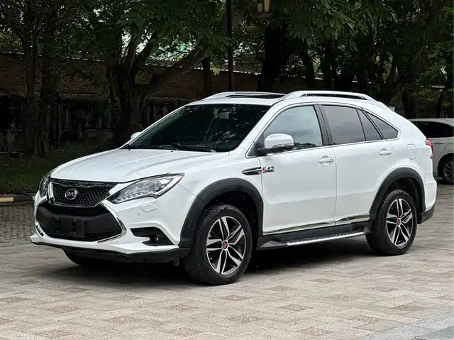 2016 BYD Tang