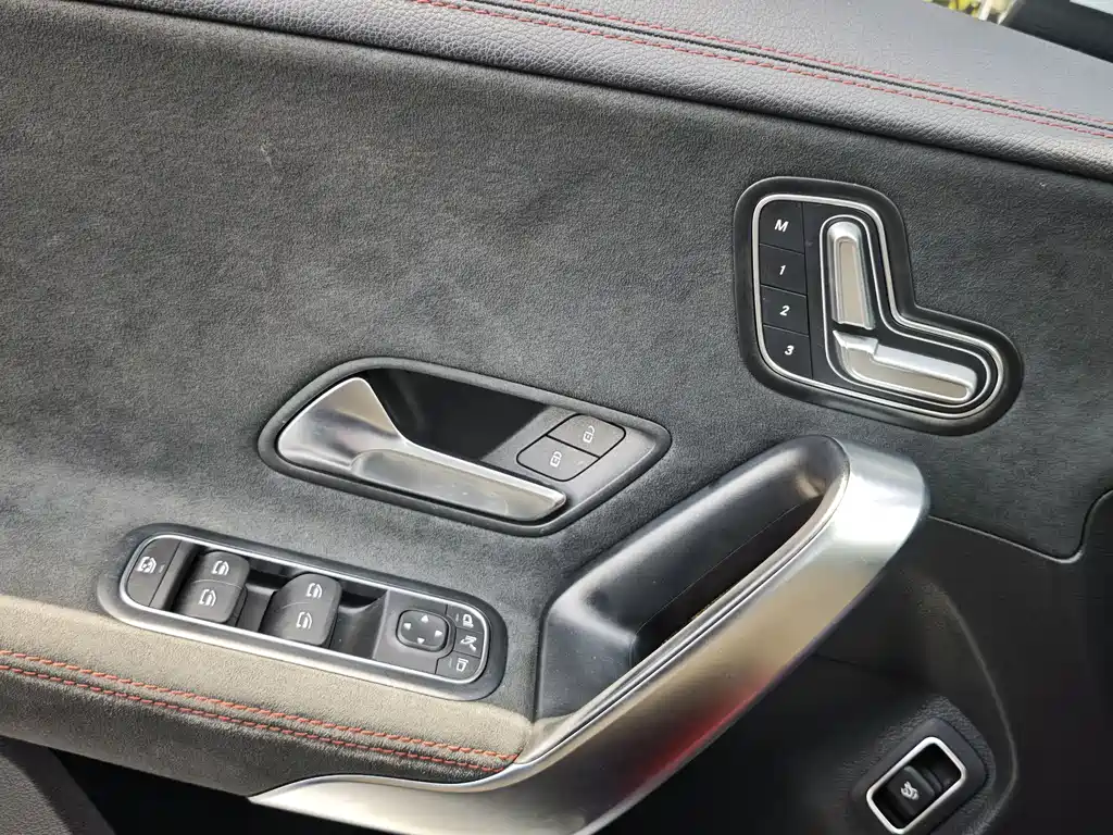 Mercedes-Benz CLA 2023 CLA 200