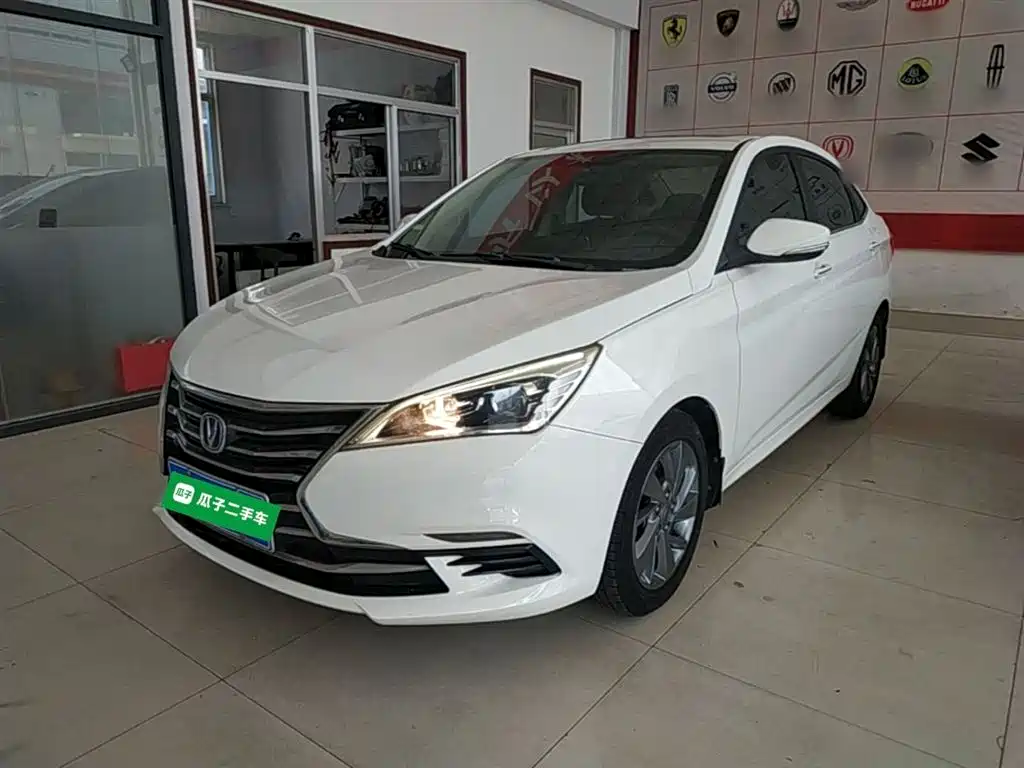 Купить Changan Eado DT