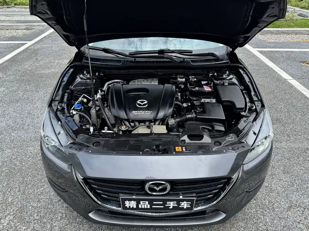 Mazda 3 Axela - фото 17