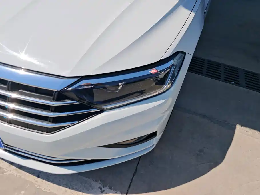 Volkswagen Sagitar — миниатюра 5